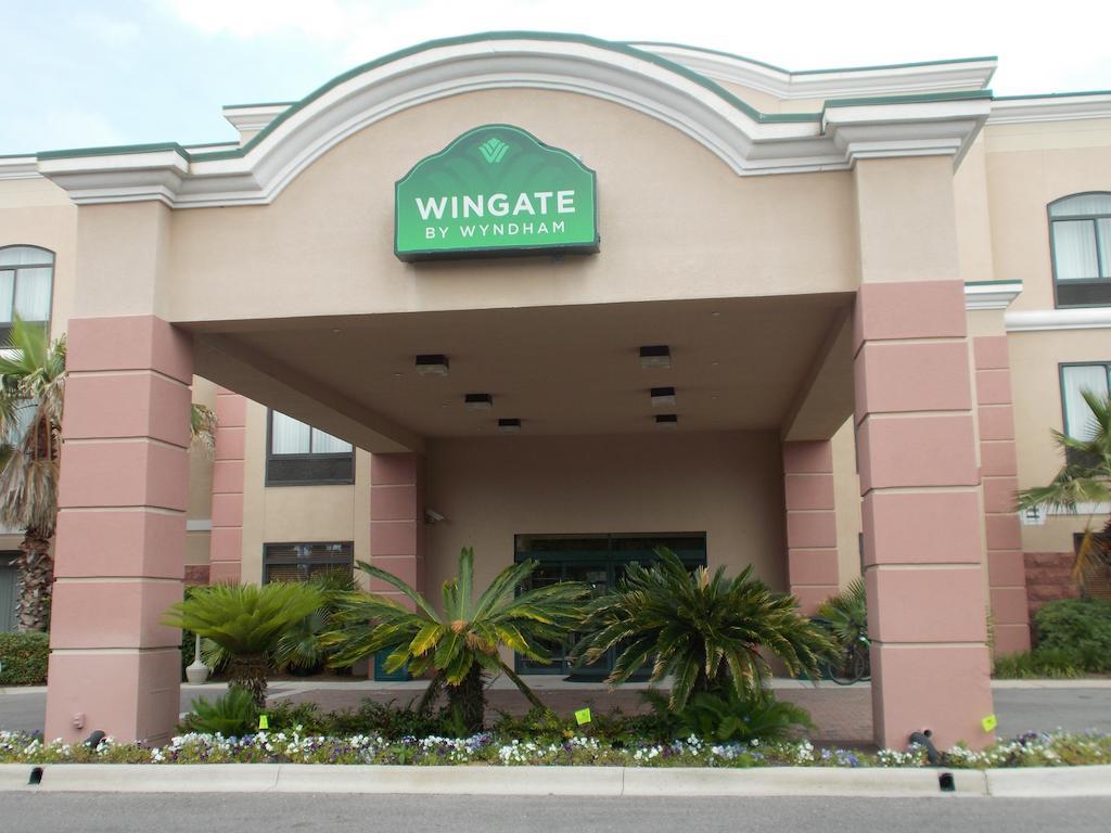 Wingate By Wyndham Destin Hotel Exterior photo